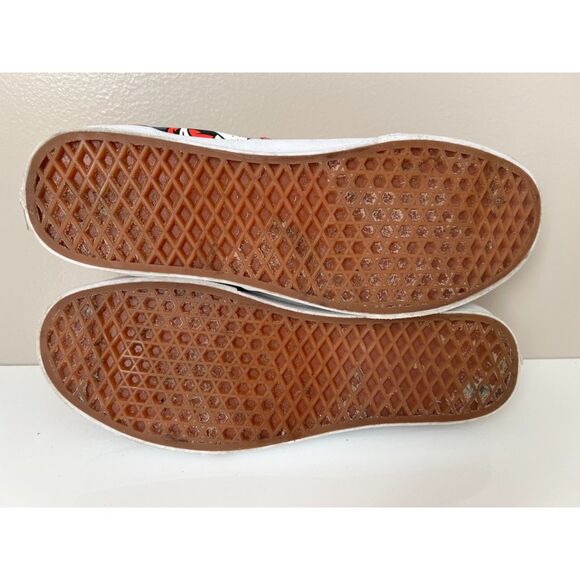 Vans x Disney Era Mickey and Friends size 12(M). - Picture 8 of 9